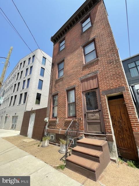 1137-39 E Dunton St Property Photo 2