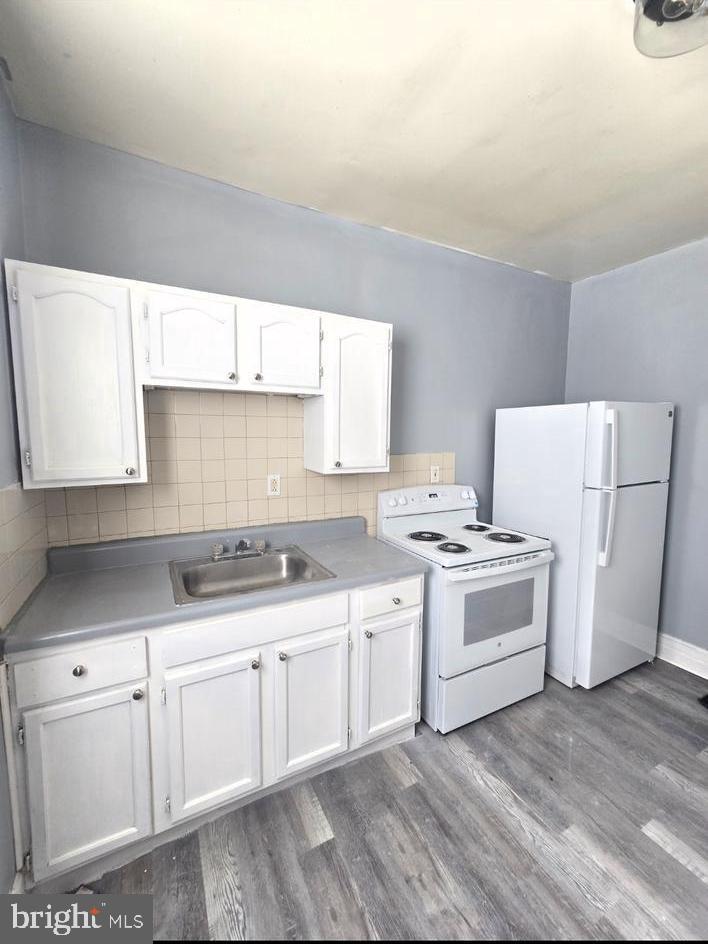 5122 Greene St #2 Property Photo 3