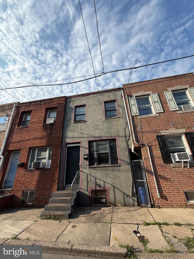 622 SEARS ST Property Photo 1