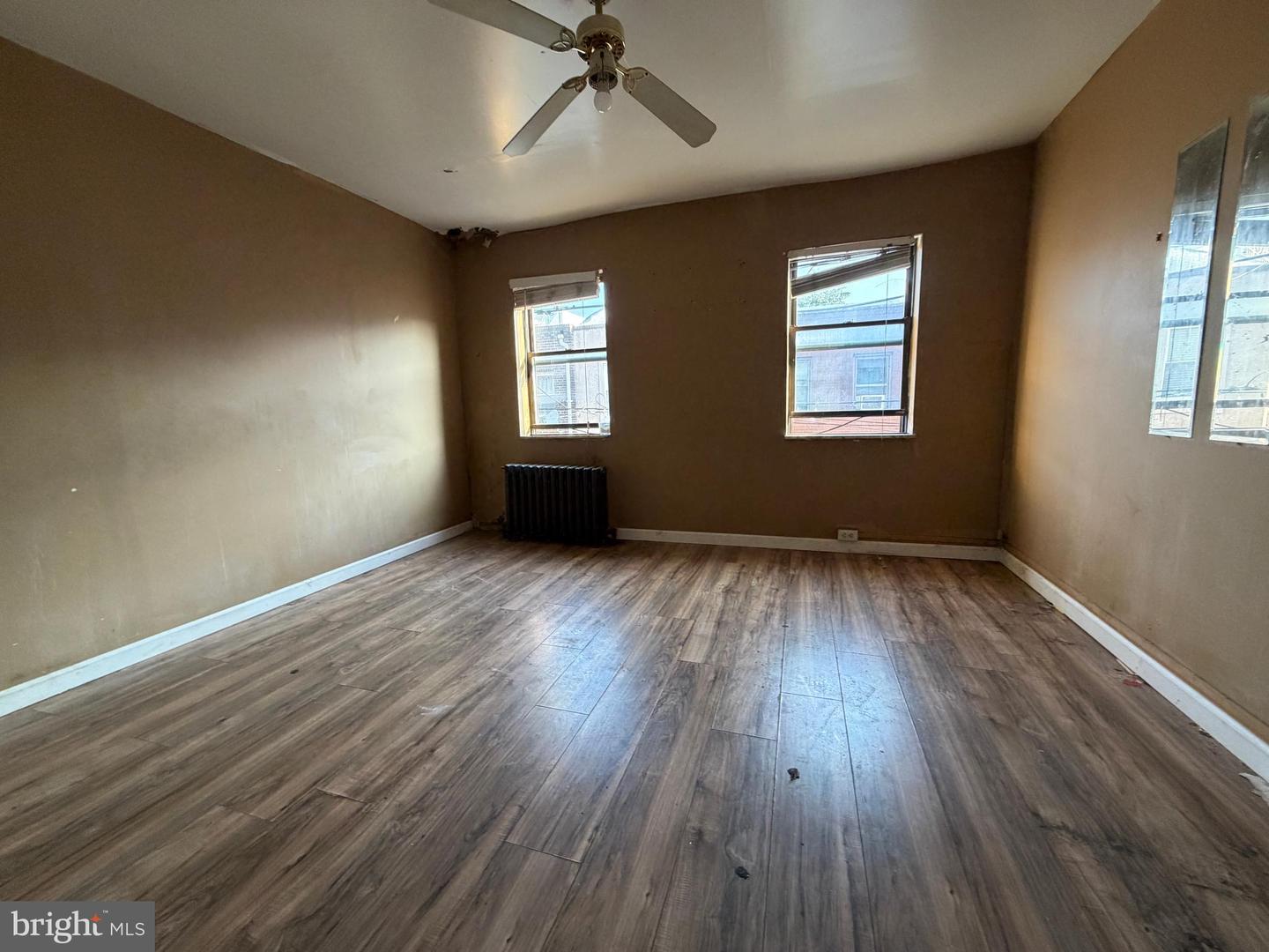 622 Sears St Property Photo 9