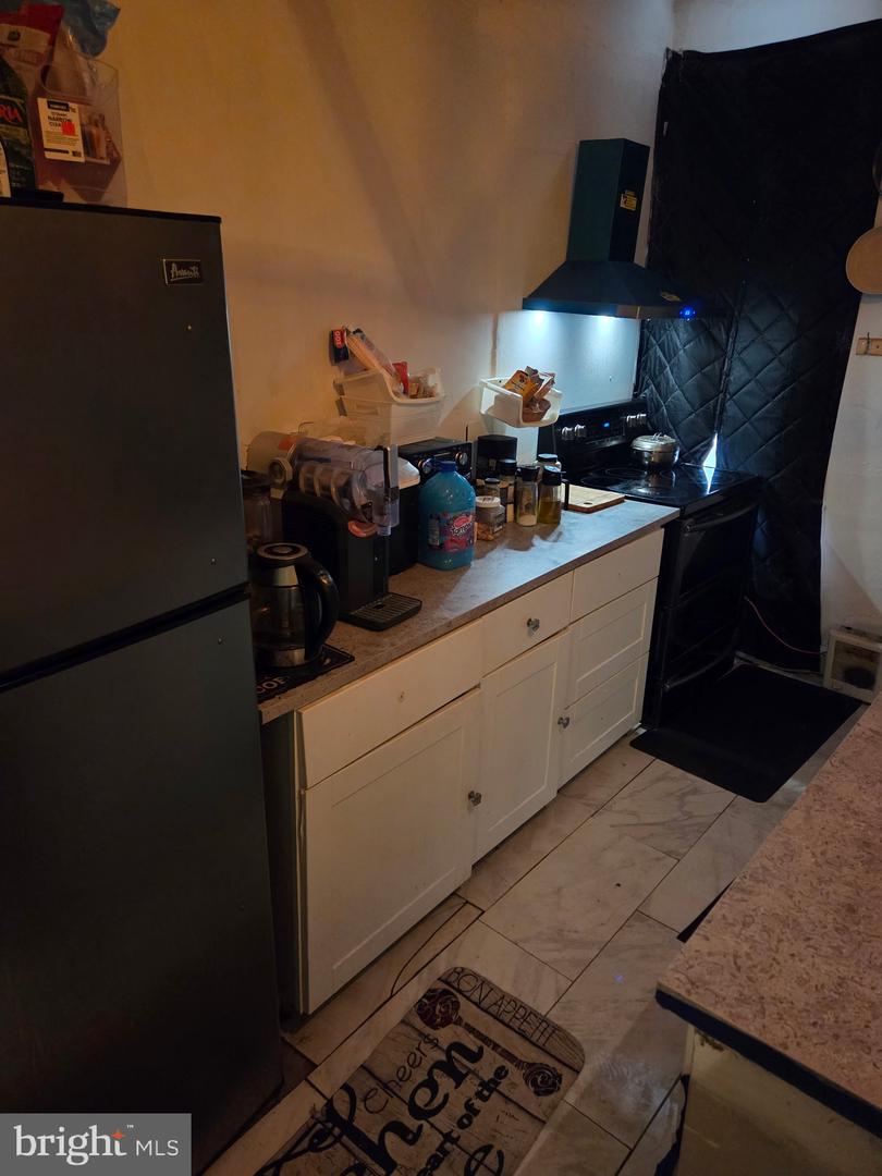 5135 Saul St Property Photo 4