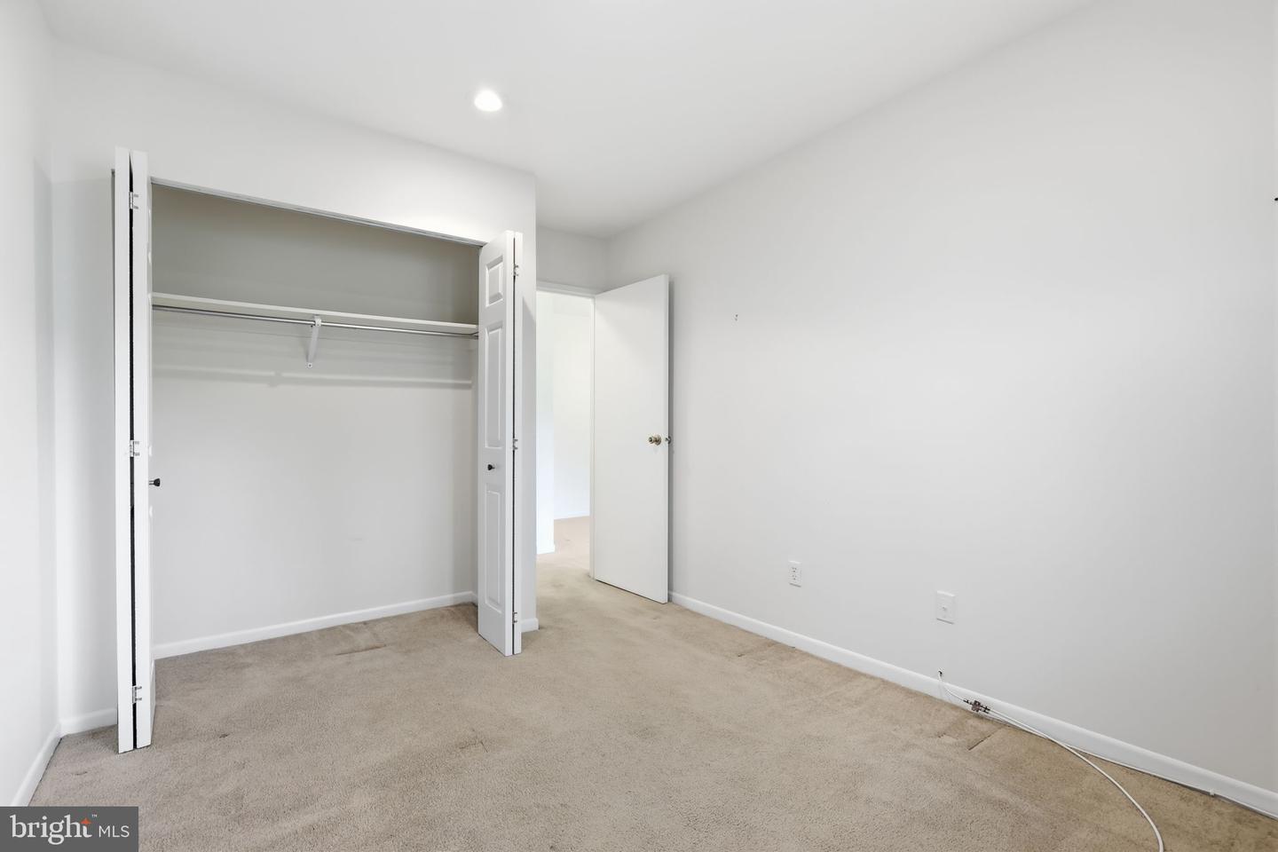 55204 Delaire Landing Rd #204 Property Photo 16