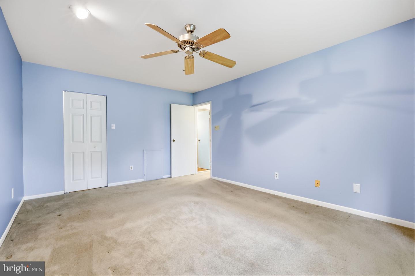 55204 Delaire Landing Rd #204 Property Photo 20