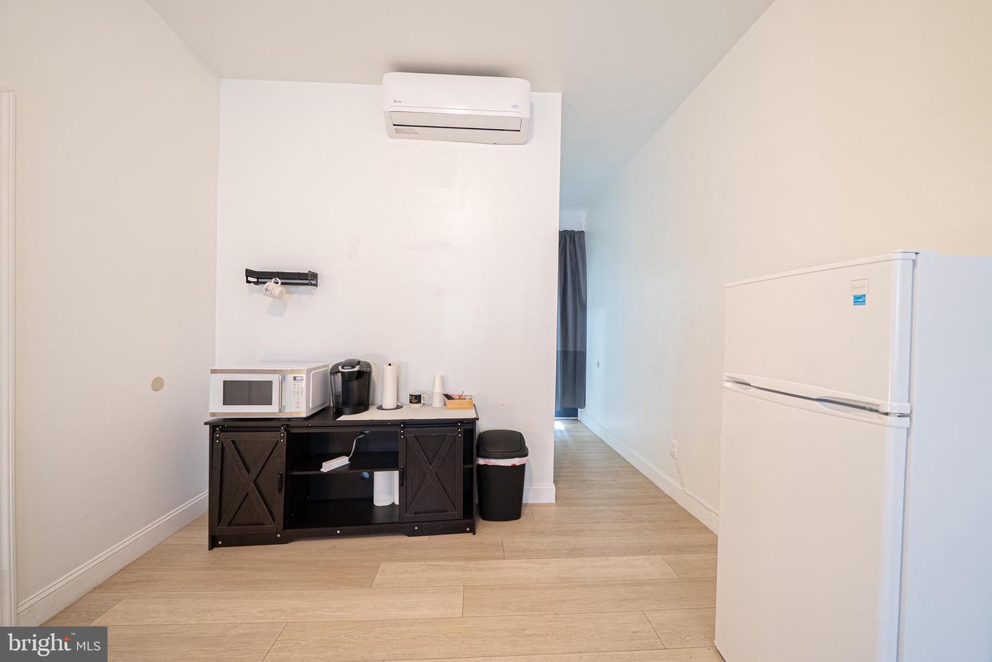 1209 S Broad St Property Photo 6