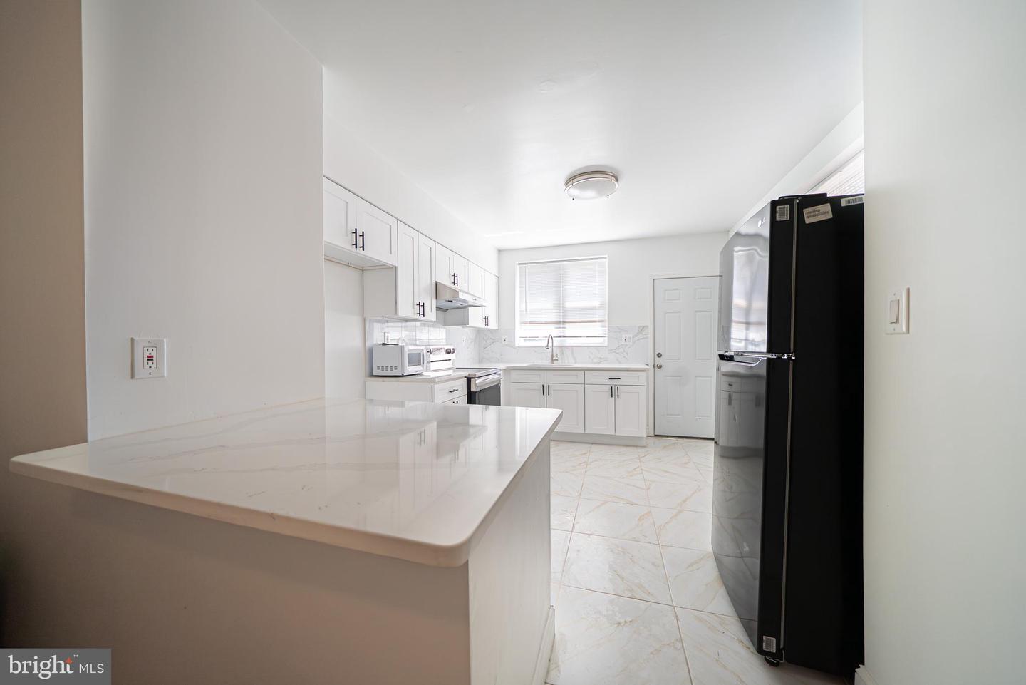 1209 S Broad St Property Photo 11