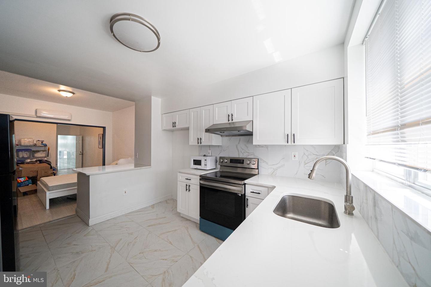 1209 S Broad St Property Photo 12