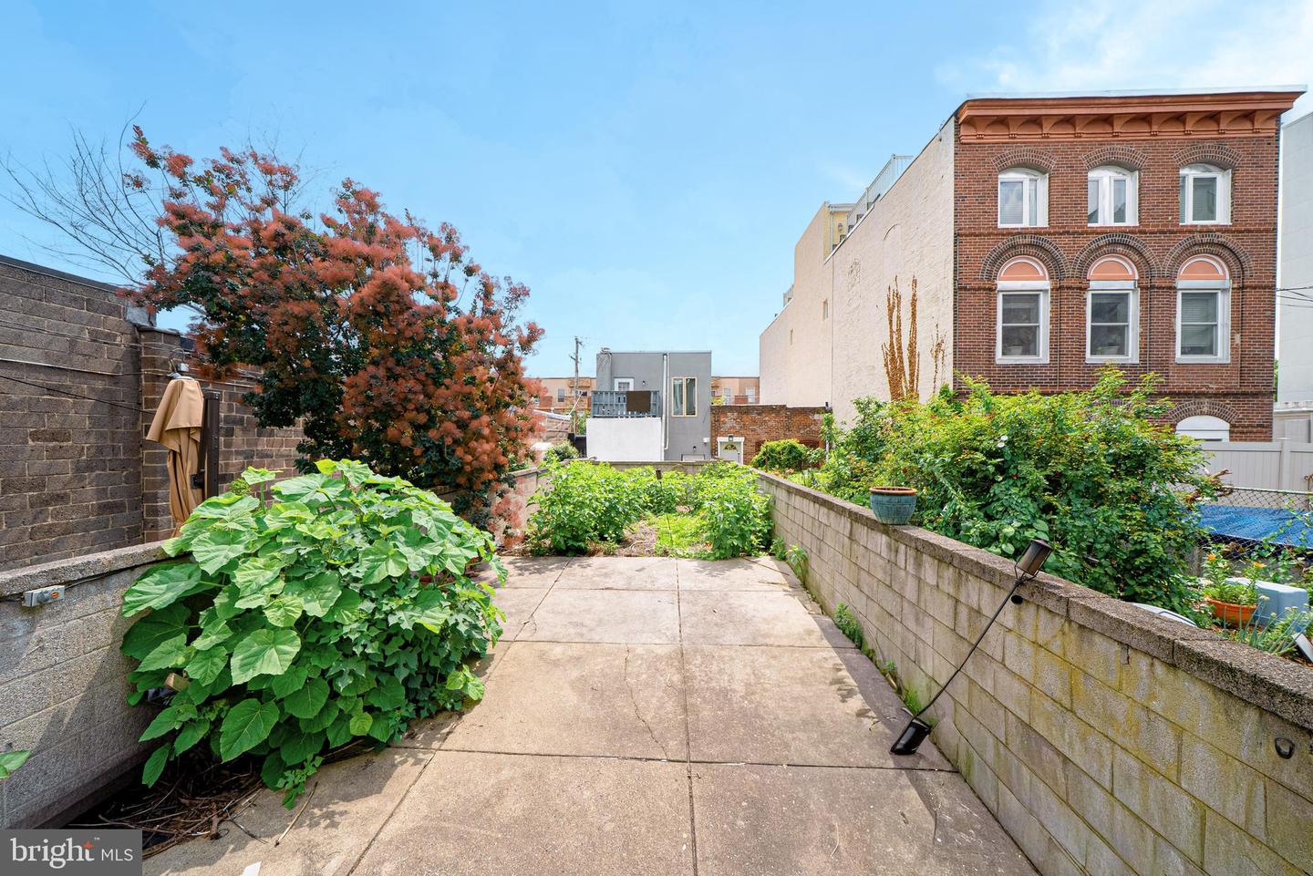 1209 S Broad St Property Photo 14