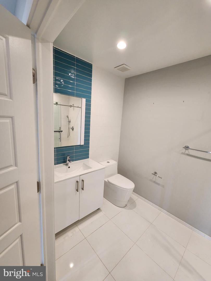 1405-21 Frankford Ave #410 Property Photo 28