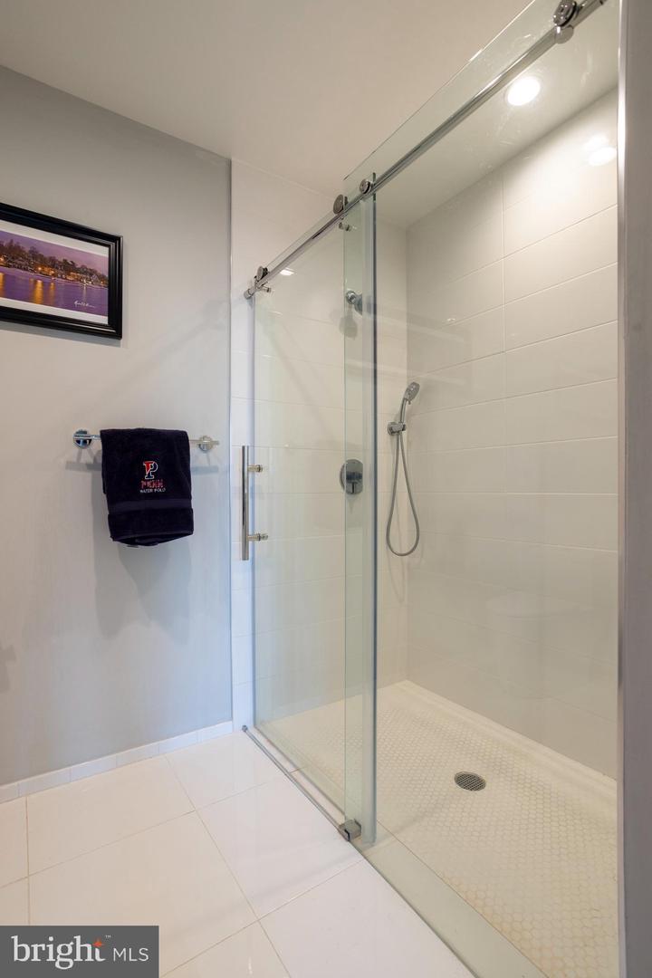 1405-21 Frankford Ave #410 Property Photo 30