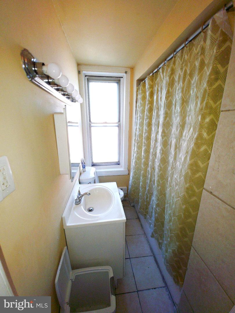 1408 W Clearfield St Property Photo 18