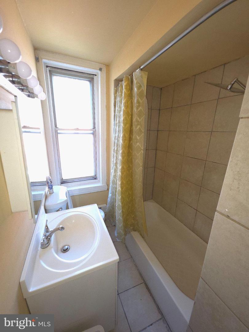 1408 W Clearfield St Property Photo 19