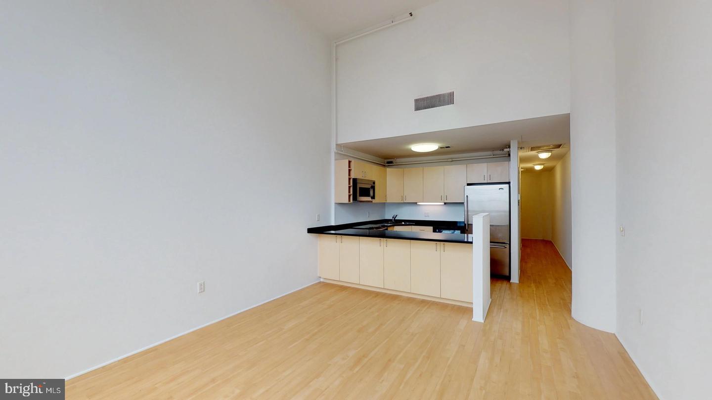2300 Walnut St #230 Property Photo 5