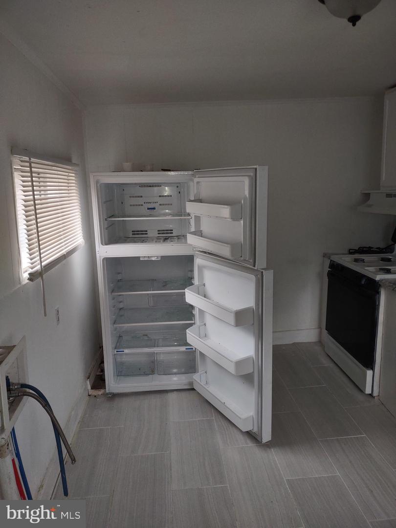 100 N Millick St Property Photo 8