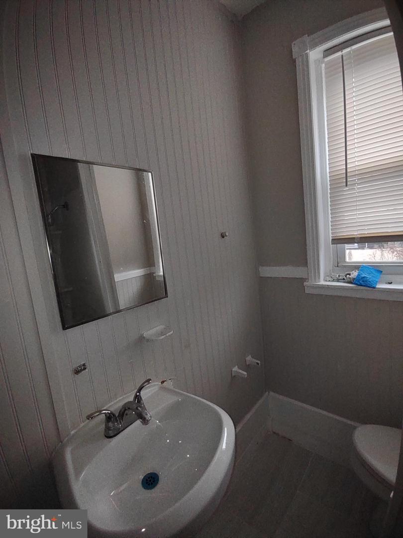 100 N Millick St Property Photo 18