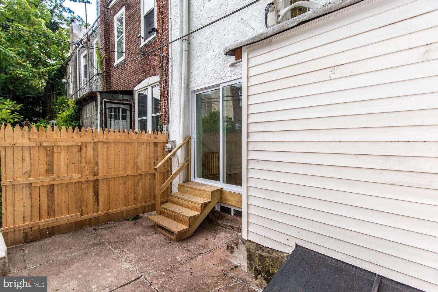 129 E Tulpehocken St Property Photo 49
