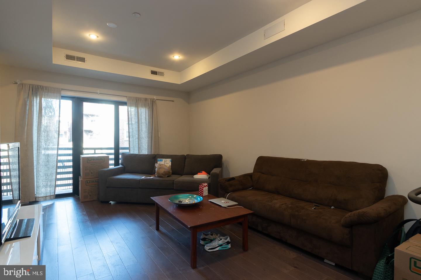 938 New Market Street #204 Property Photo 6