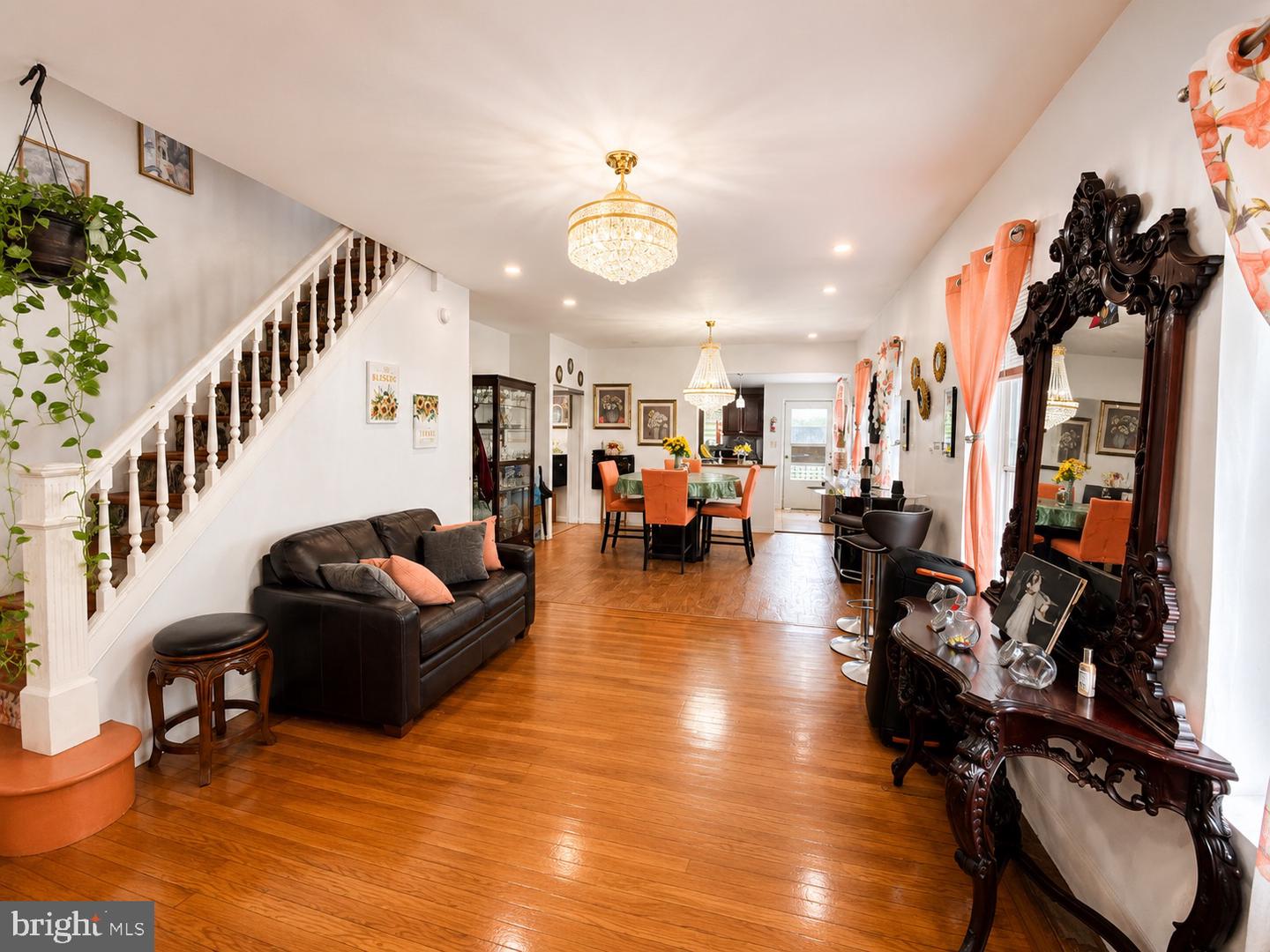 4634 James St Property Photo 15