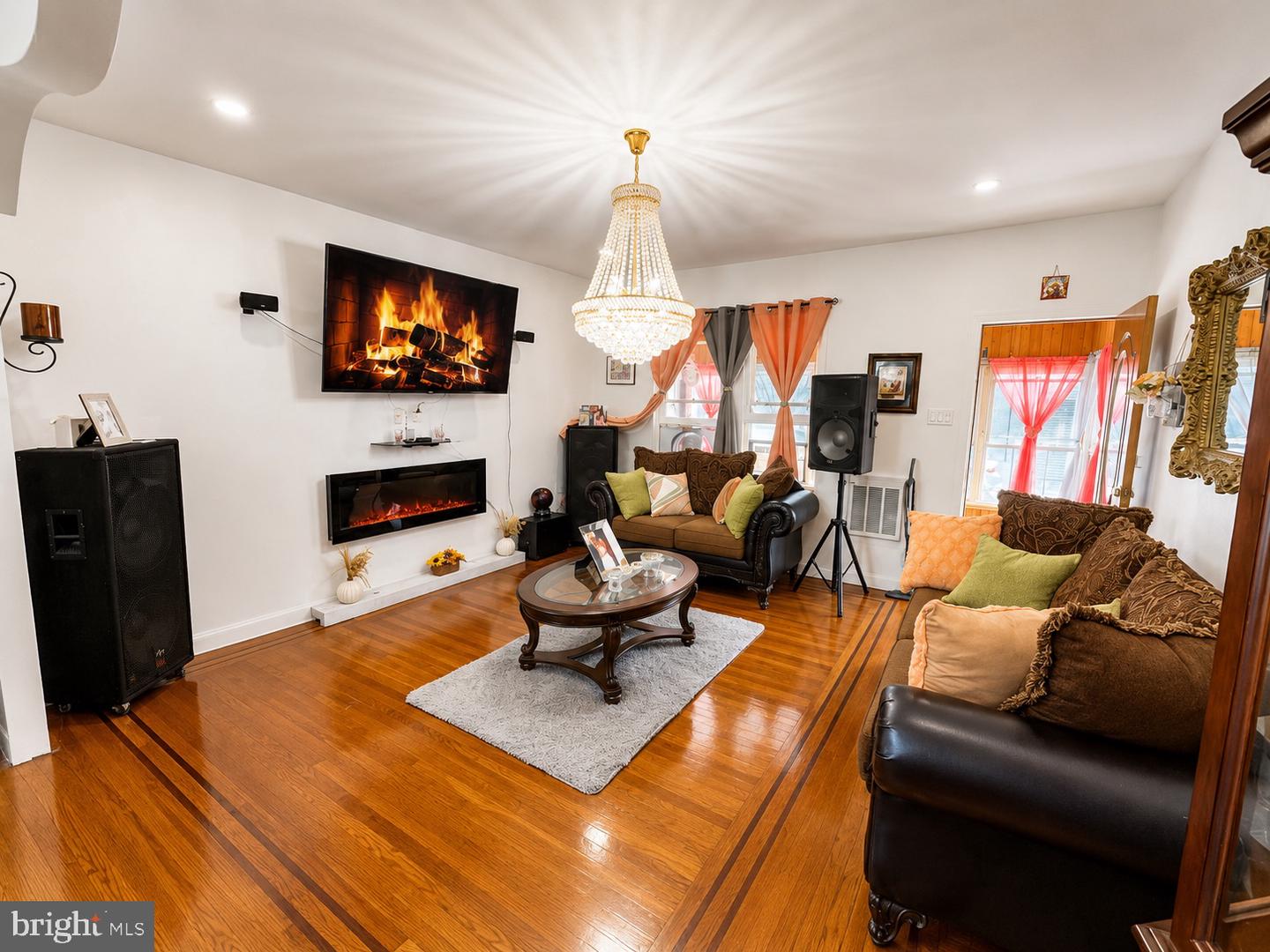 4634 James St Property Photo 16