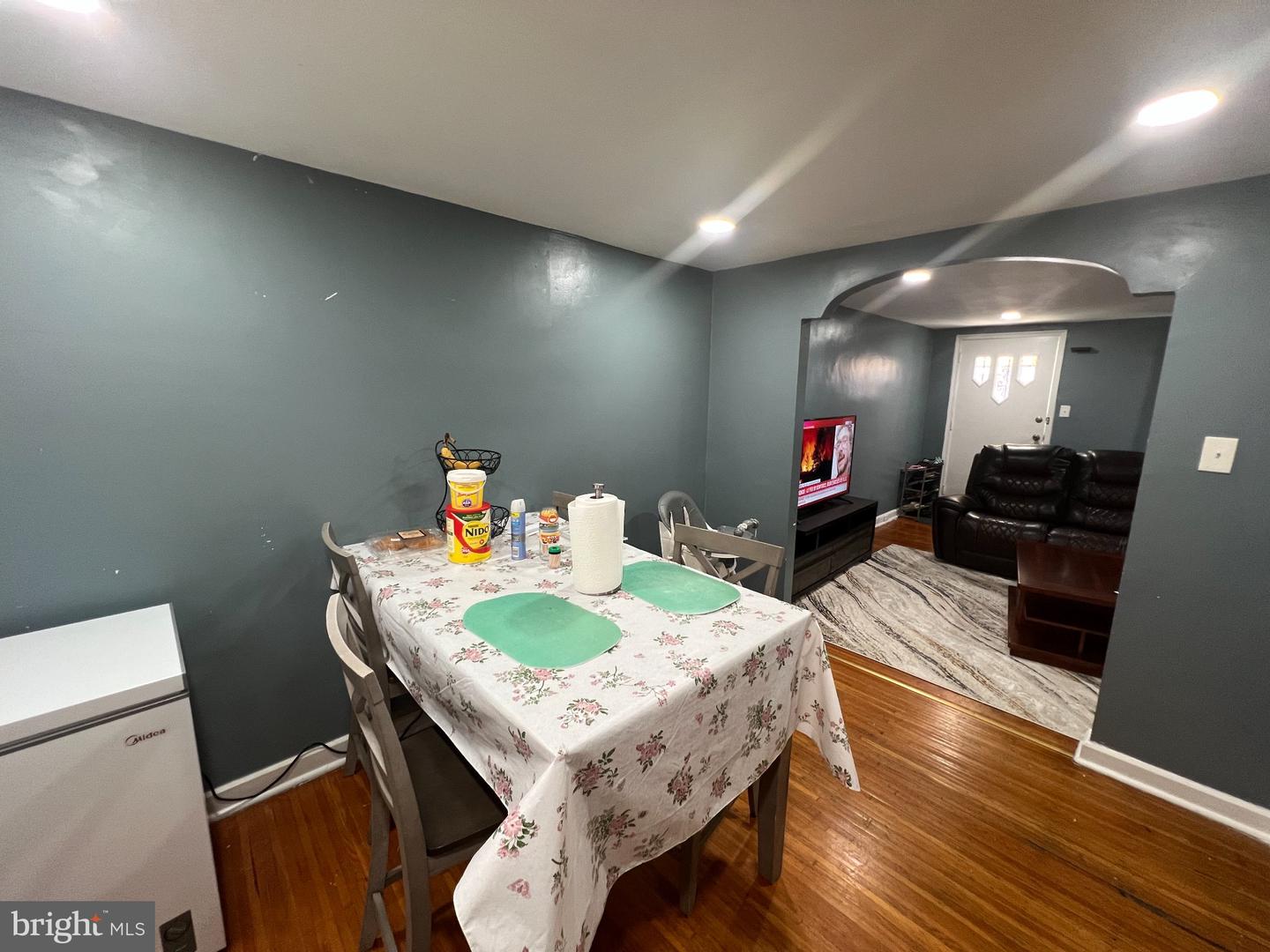 5445 Marsden St Property Photo 15