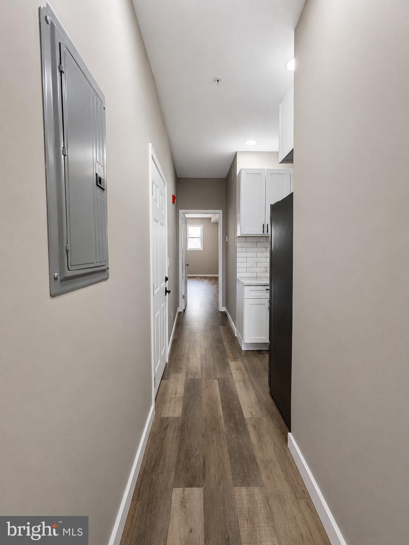 632 South St #apt 1 Property Photo 7