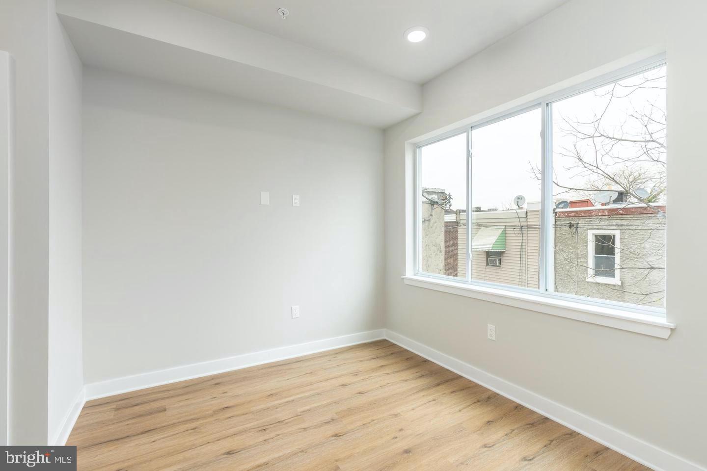 2121 Bellmore St Property Photo 11