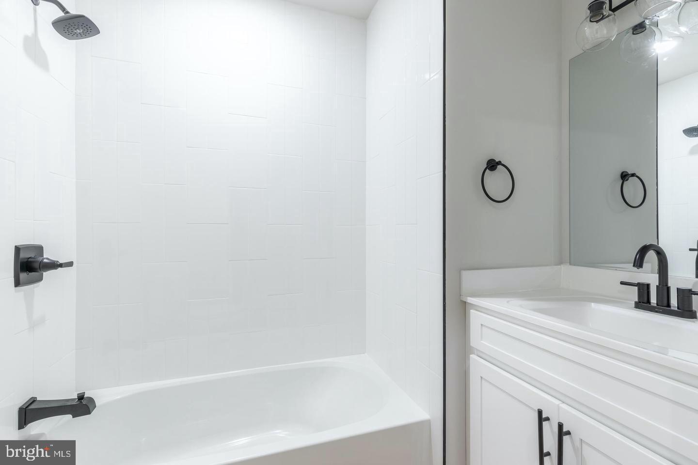 2121 Bellmore St Property Photo 13