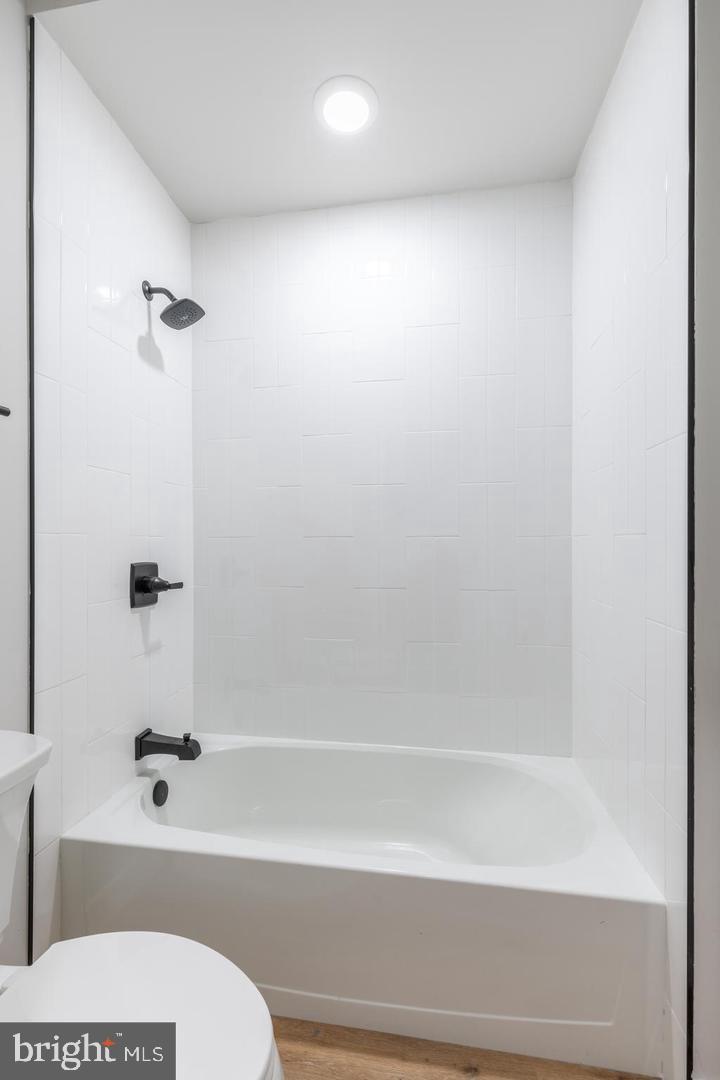 2121 Bellmore St Property Photo 14