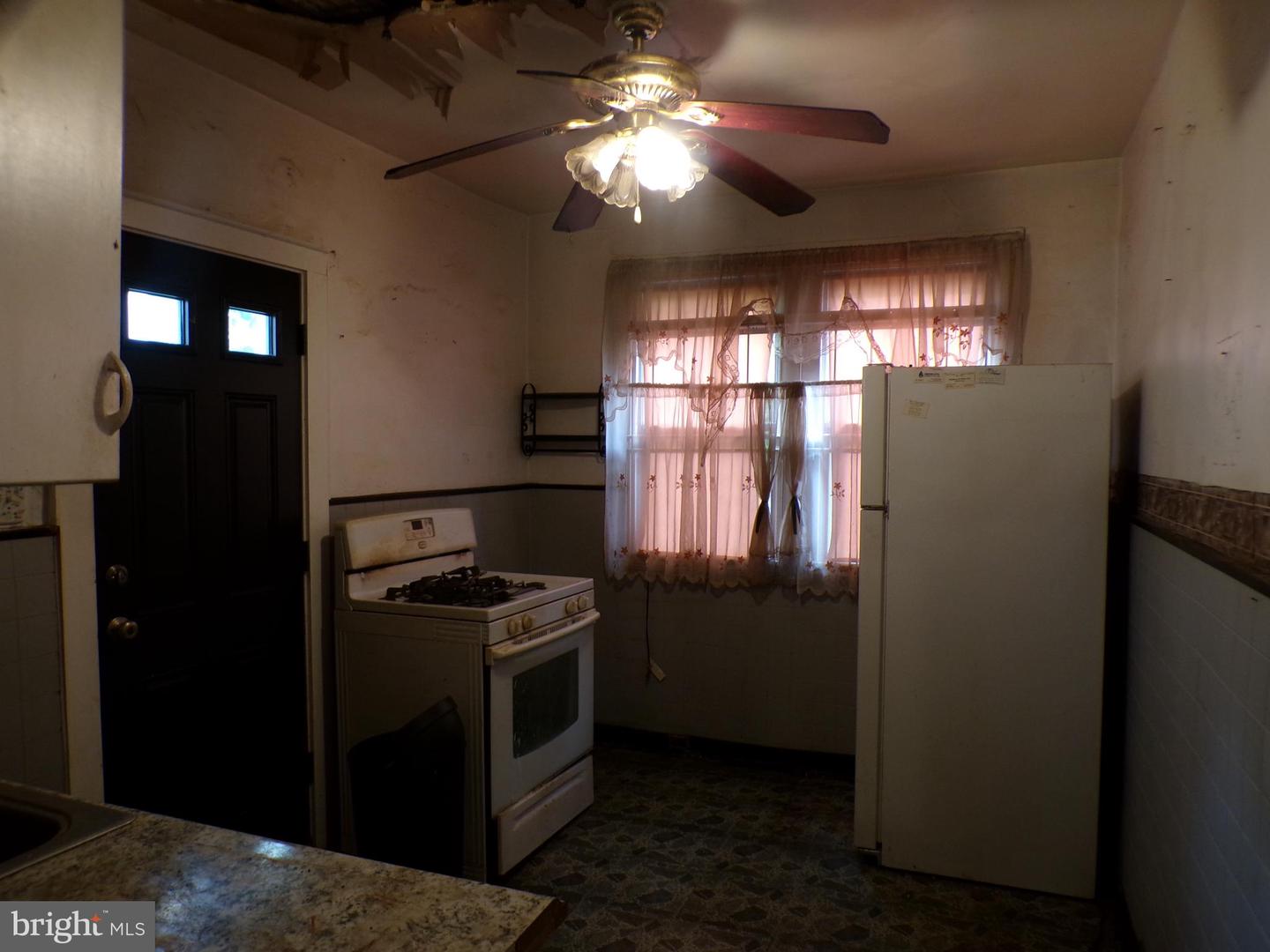 5662 Heiskell St Property Photo 6