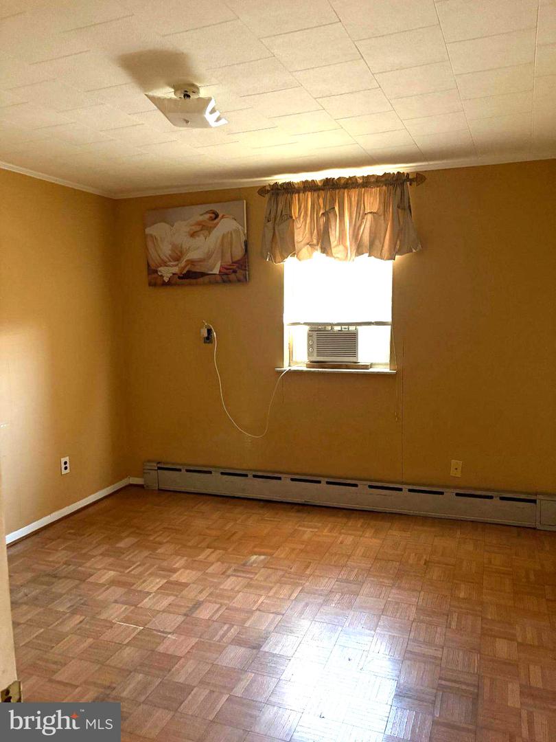 1127 Mifflin St Property Photo 16