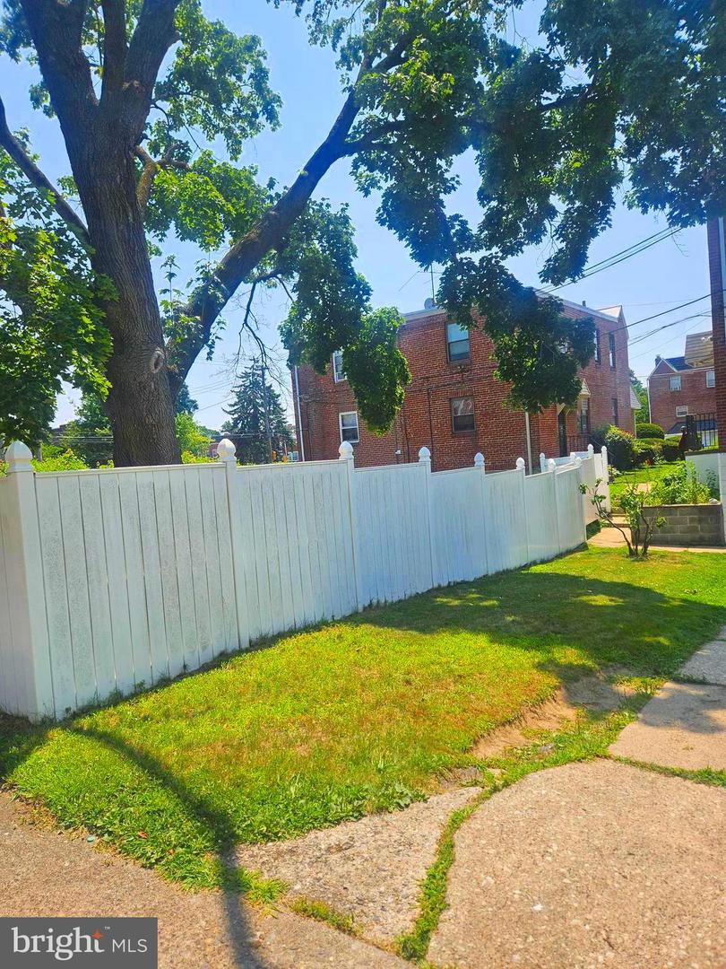 8303 Mansfield Ave Property Photo 23