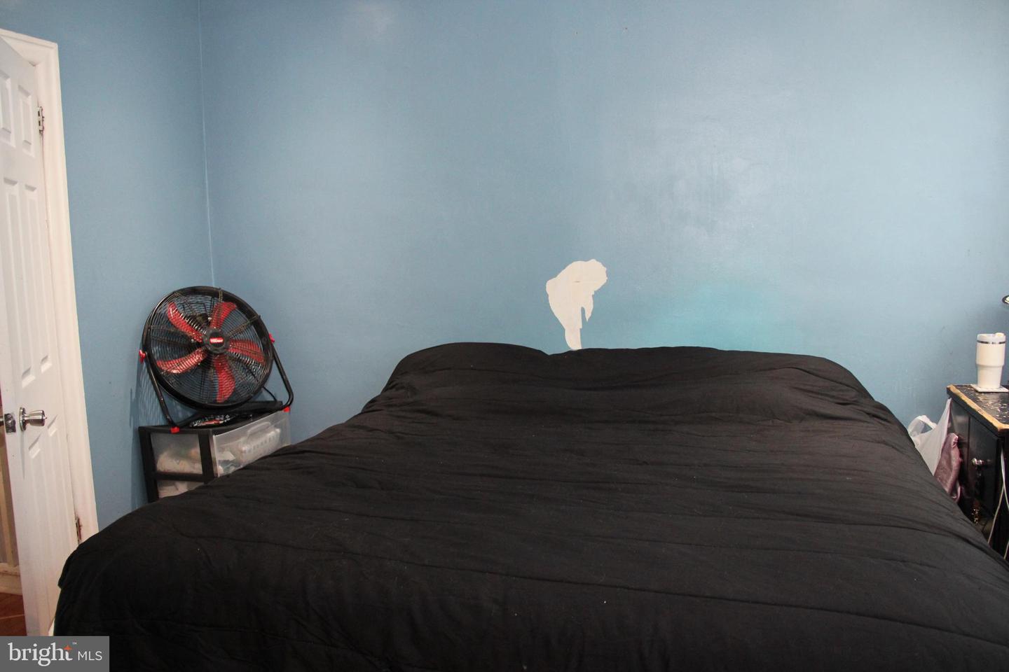 5439 Oakland St Property Photo 14
