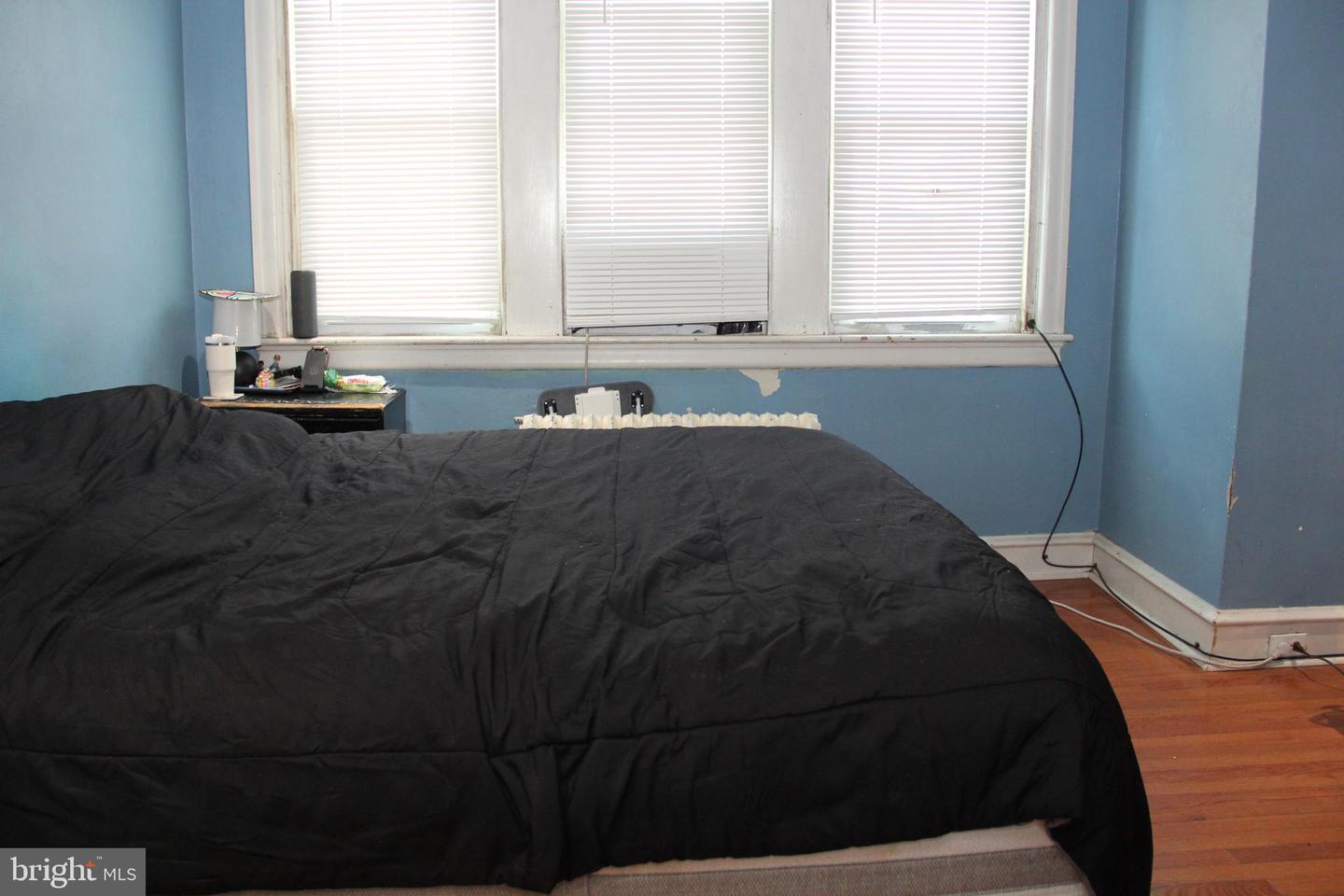 5439 Oakland St Property Photo 15