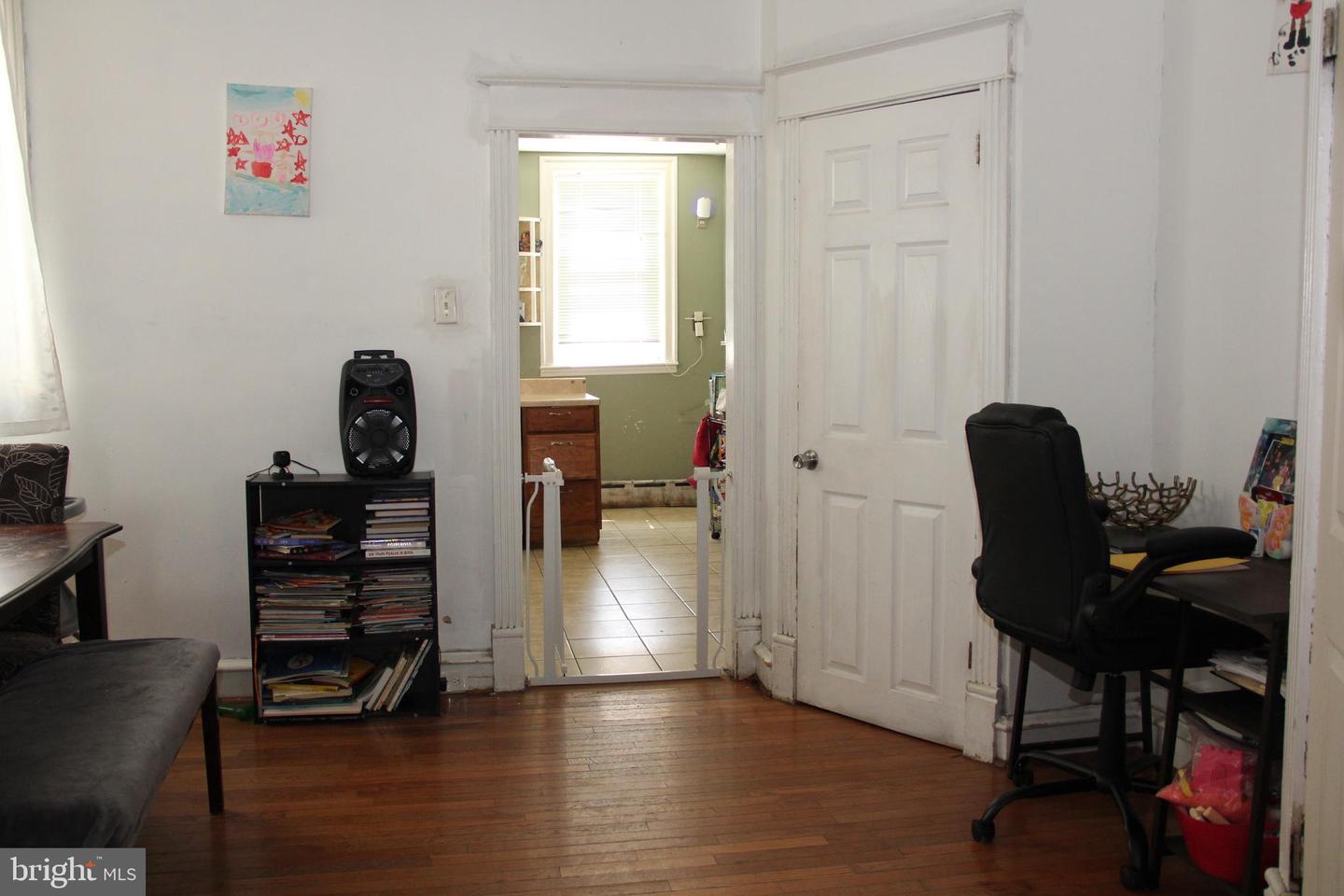 5439 Oakland St Property Photo 21