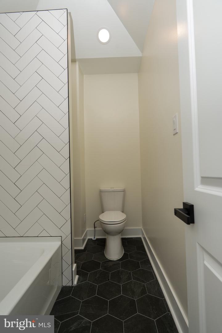 5751 Rodman St Property Photo 22