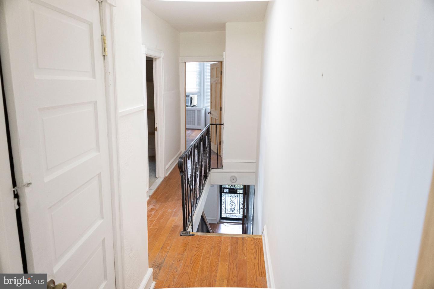 5943 Greenway Ave Property Photo 17