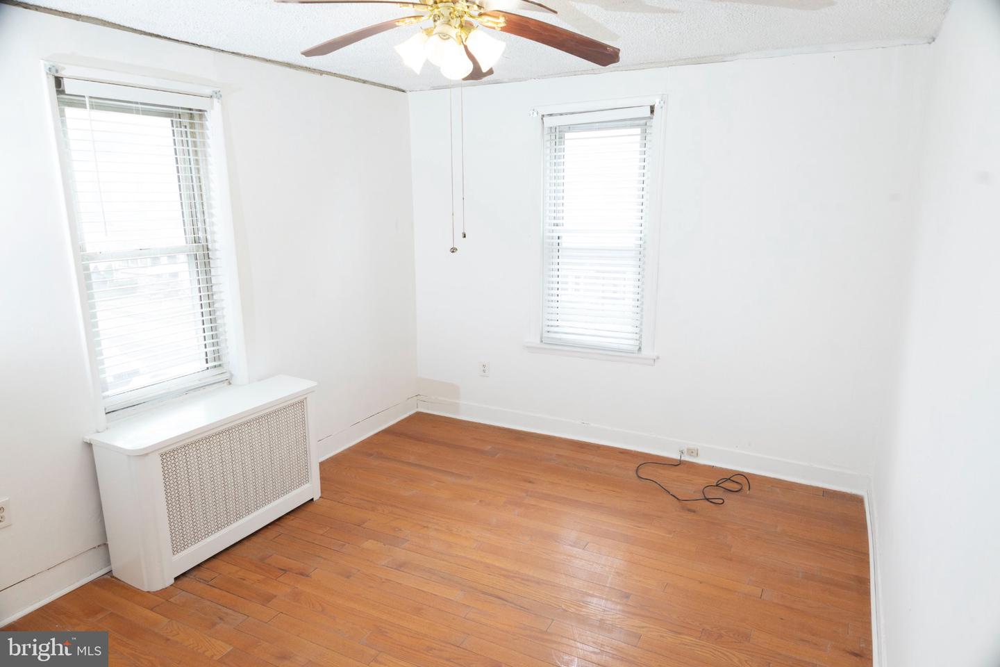 5943 Greenway Ave Property Photo 21