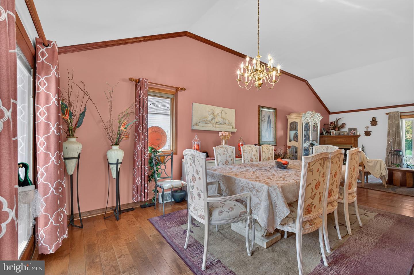 1127 Hower Ln Property Photo 14