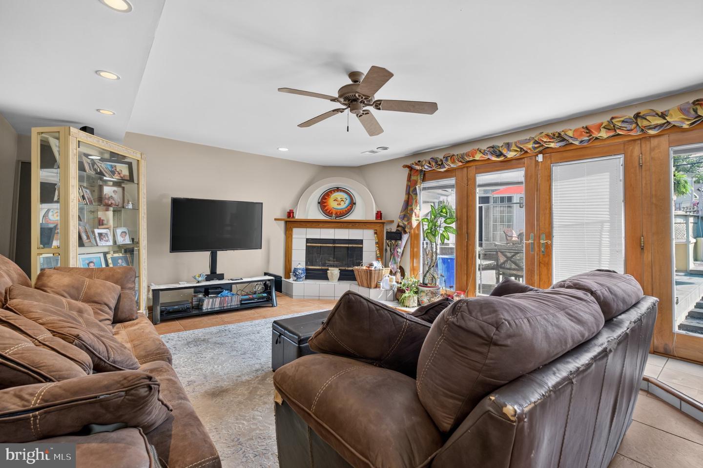 1127 Hower Ln Property Photo 21