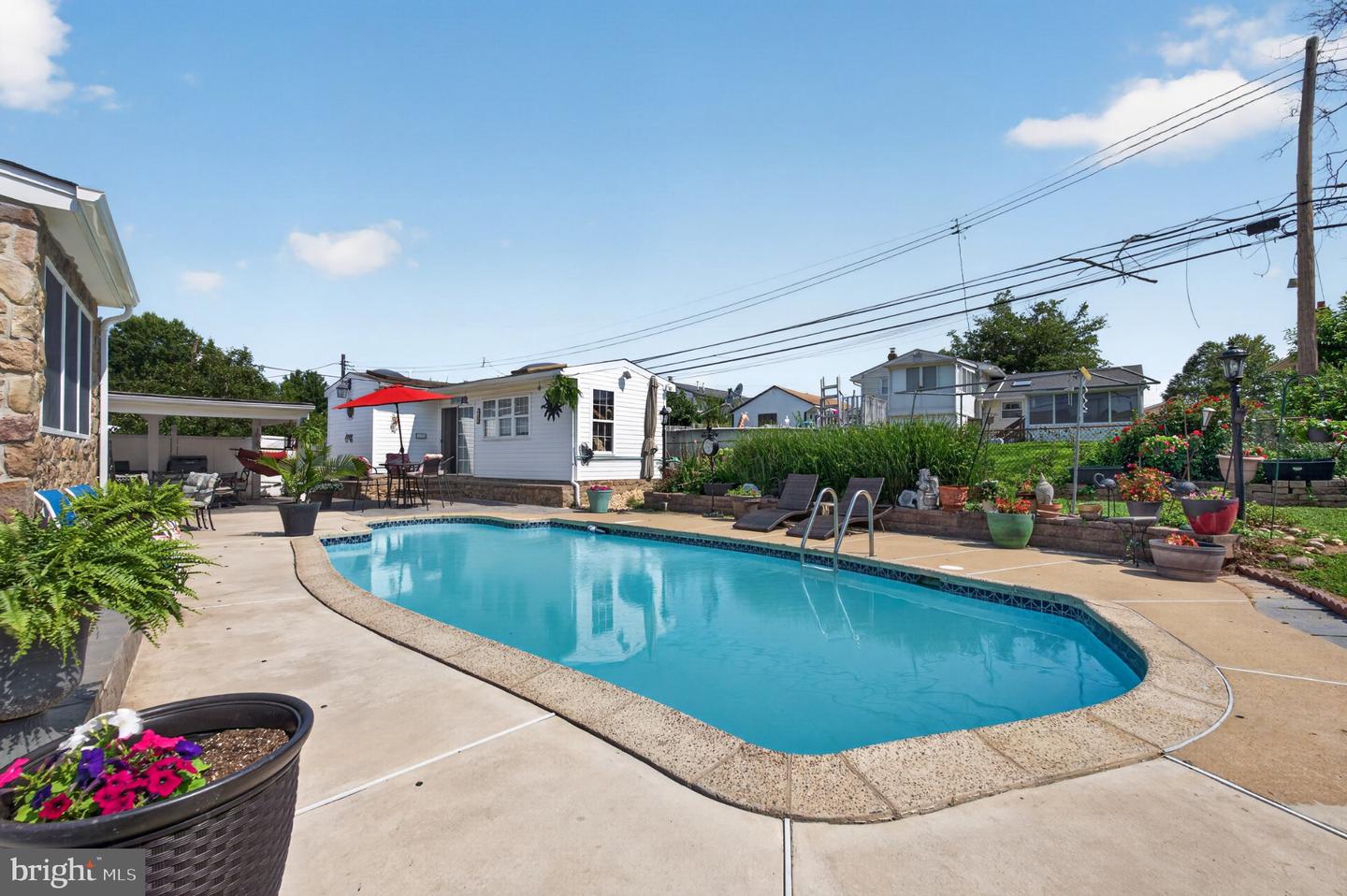 1127 Hower Ln Property Photo 27