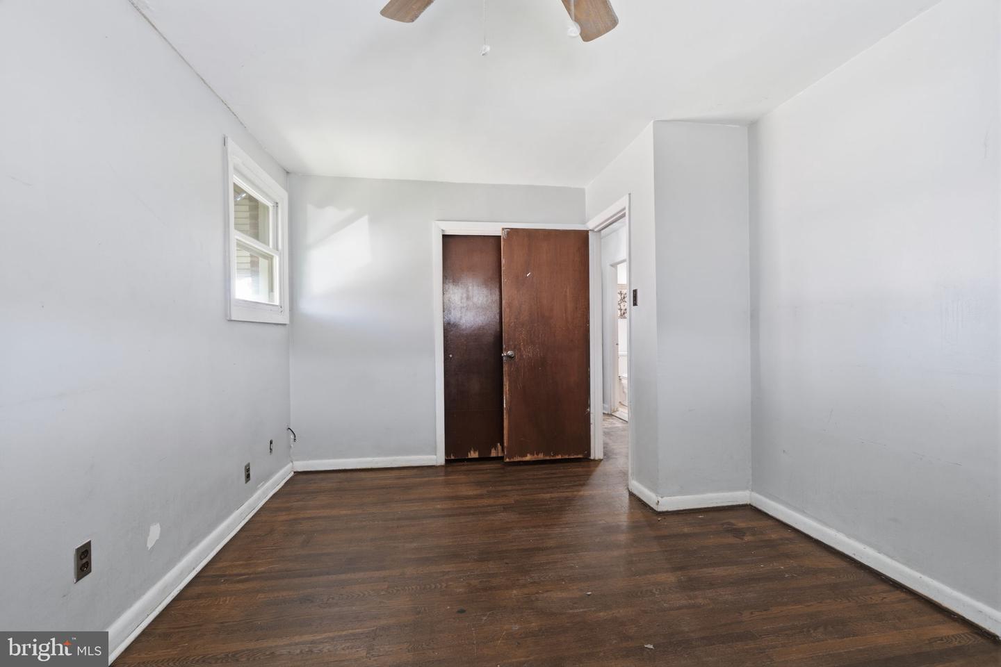 8502 Frontenac St Property Photo 15