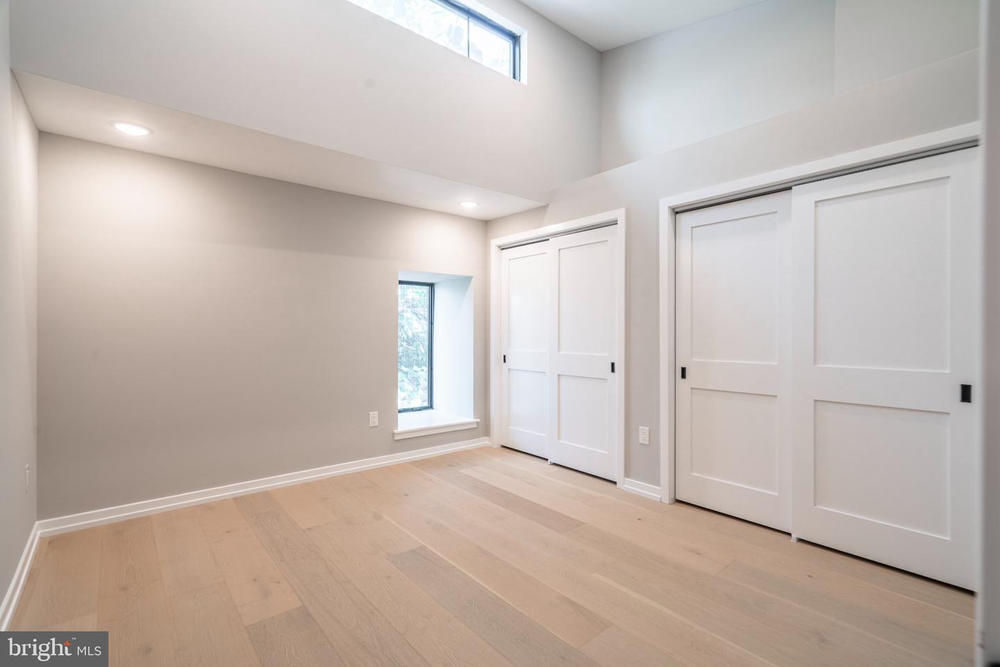 719 Dickinson St #2g Property Photo 13