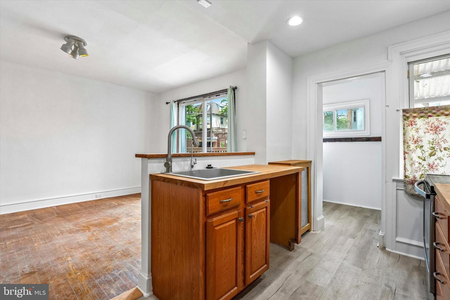 5011 Copley Rd Property Photo 11