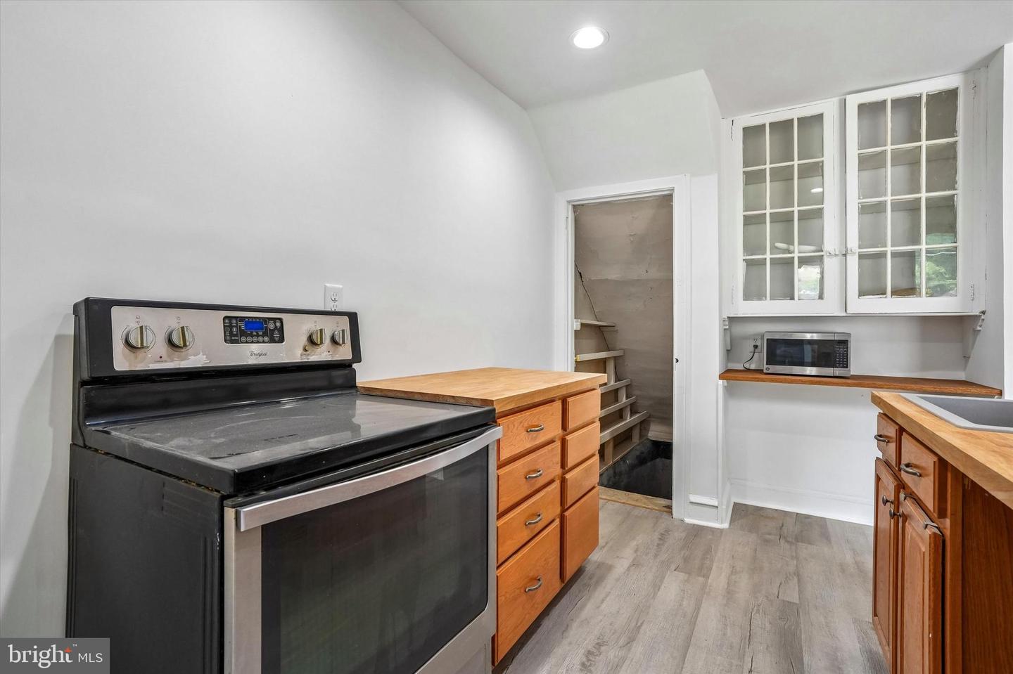 5011 Copley Rd Property Photo 12
