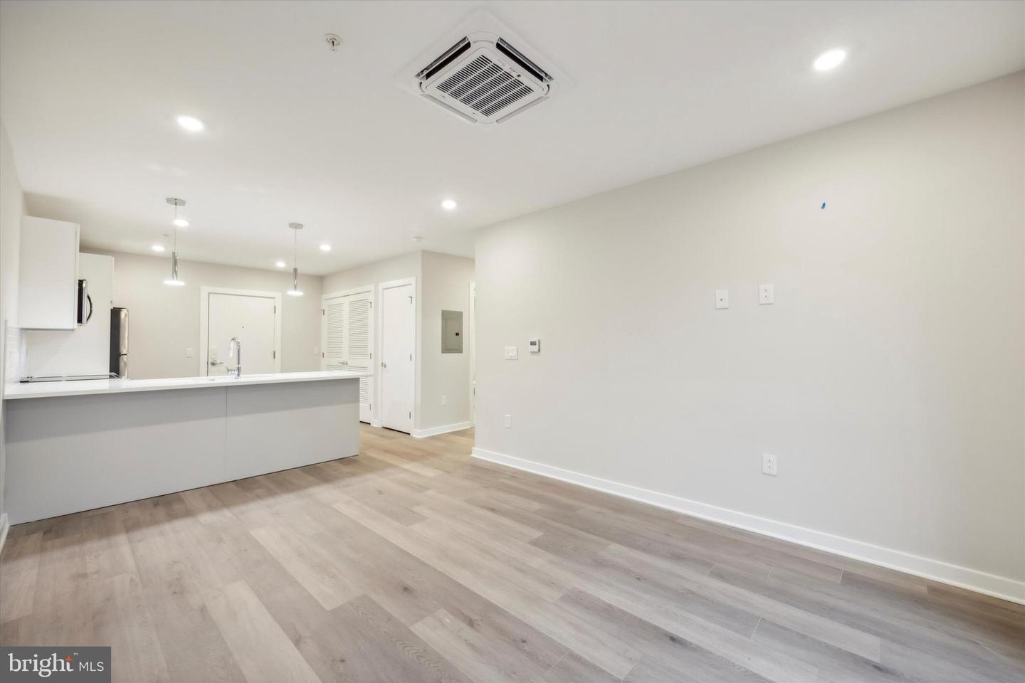 3449 Scotts Ln #d406 Property Photo 12