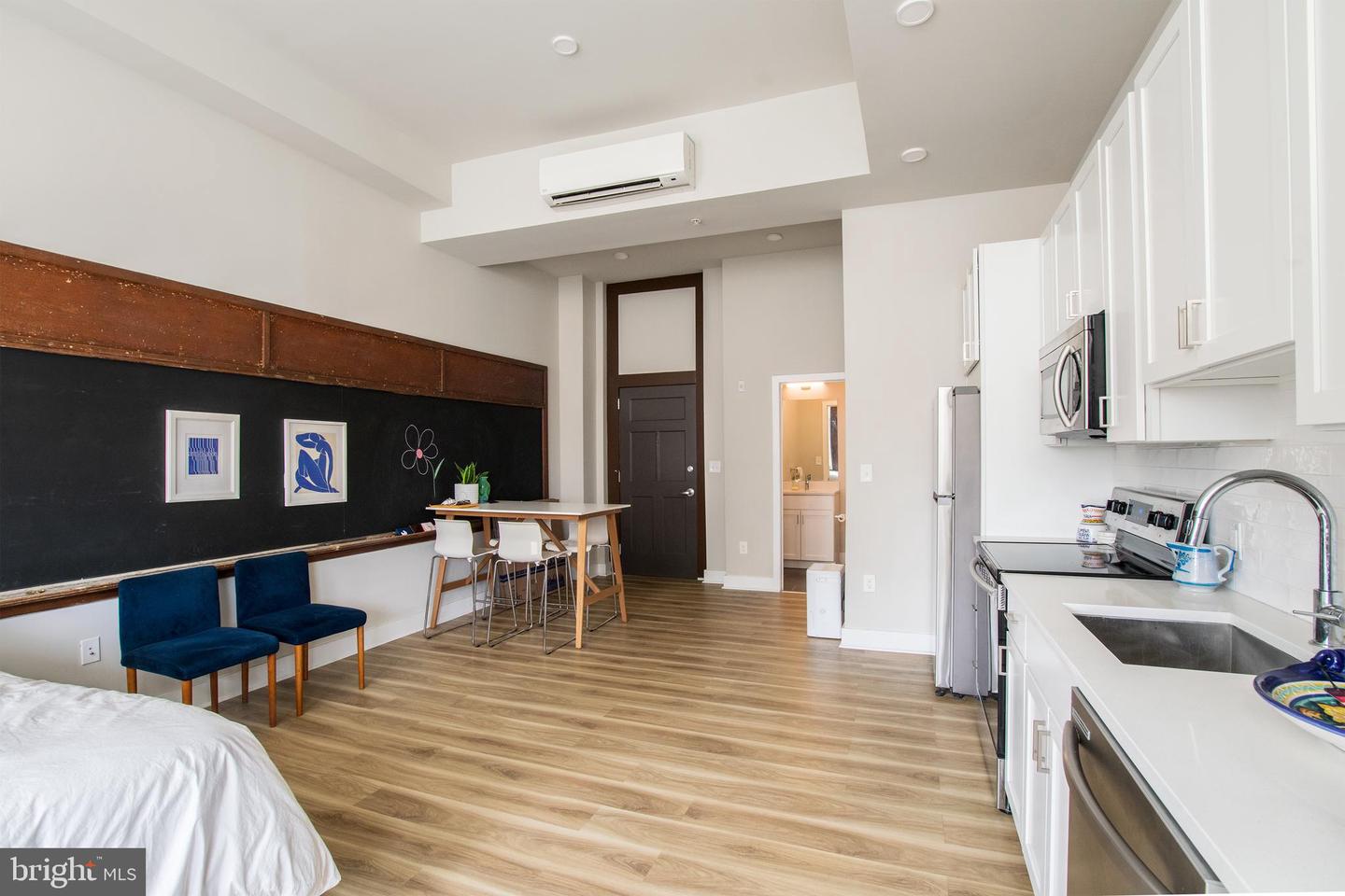 1300 S 19th St #unit 106 Property Photo 4