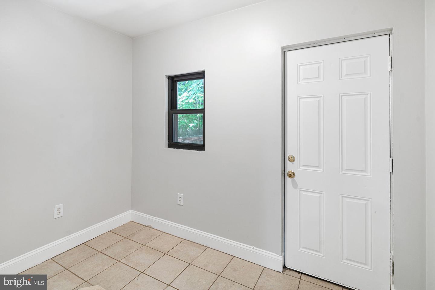 3857 Wyalusing Ave Property Photo 13