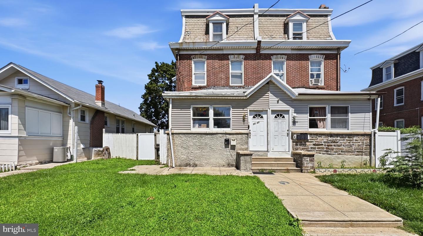 1127 Cottman Ave Property Photo 1