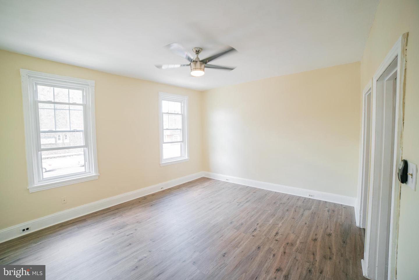 2427 E Allegheny Ave #2 Property Photo 5