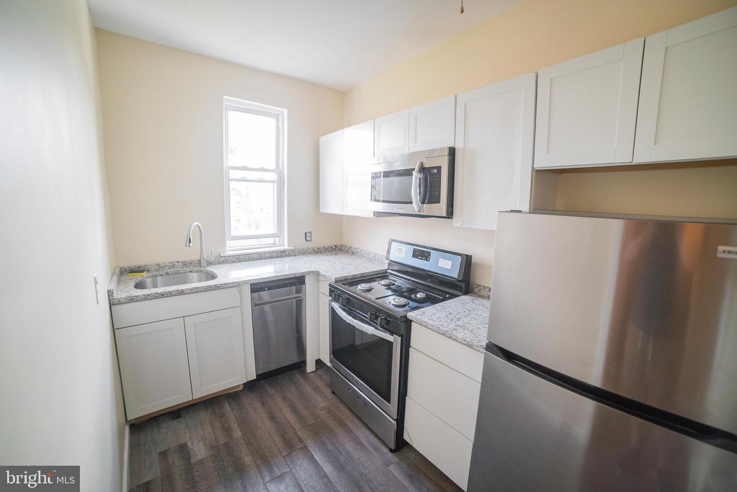 2427 E Allegheny Ave #2 Property Photo 7