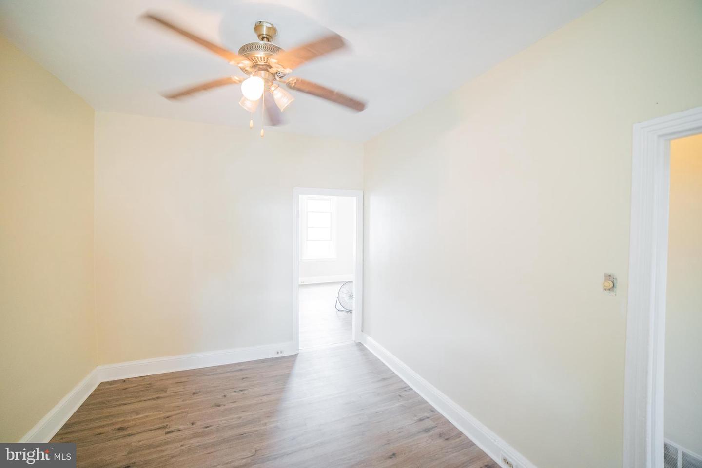 2427 E Allegheny Ave #2 Property Photo 12